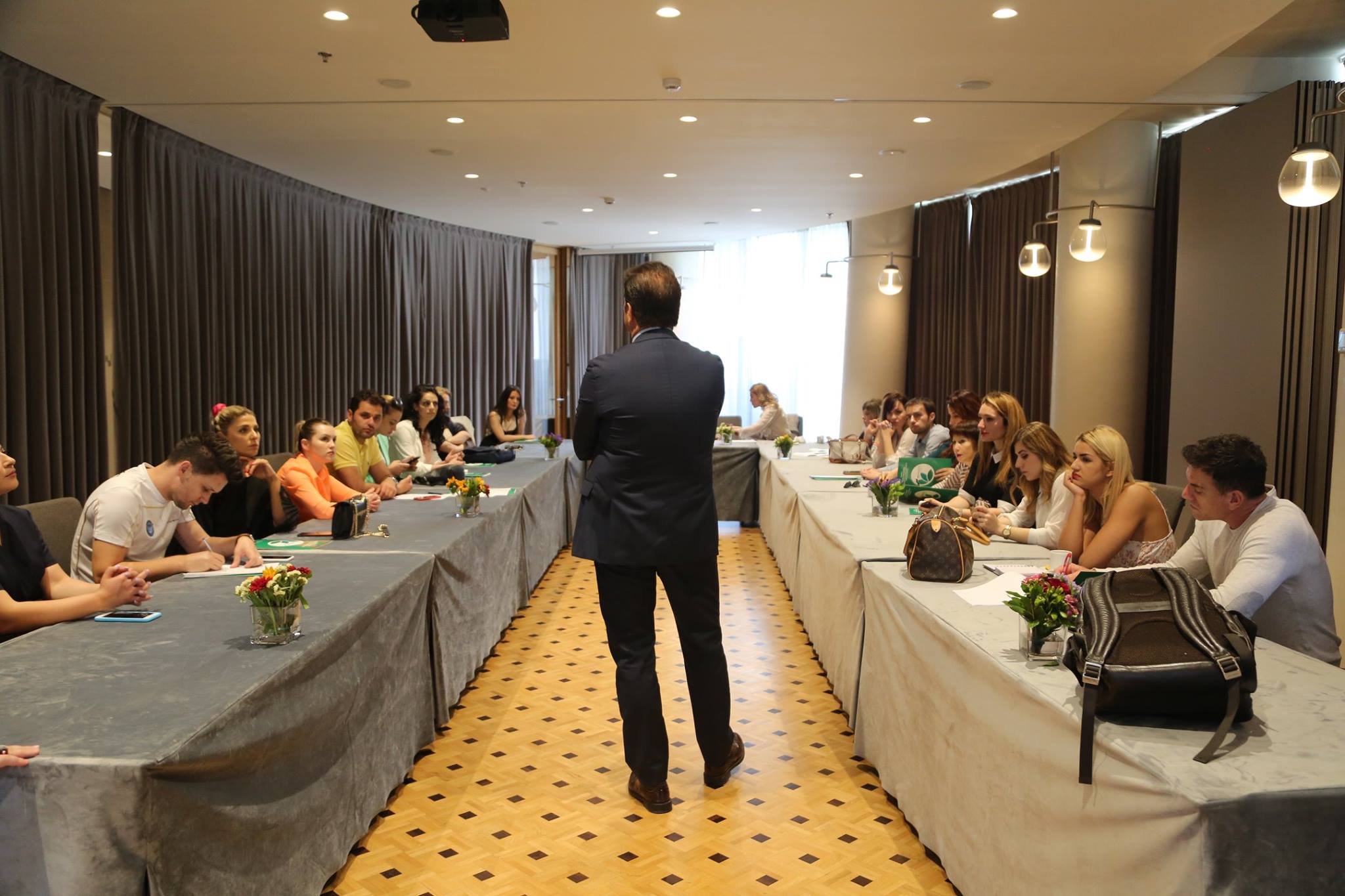 The Magic of Hyaluronic Acid Prof. Dr. Enrico Guarino photo 2